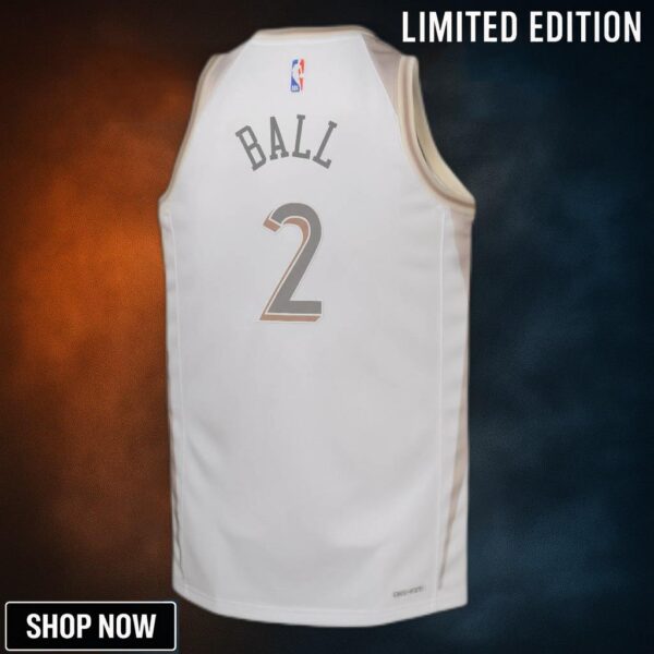 Chicago Bulls Nike City Edition Swingman Jersey - White Lonzo Ball Youth
