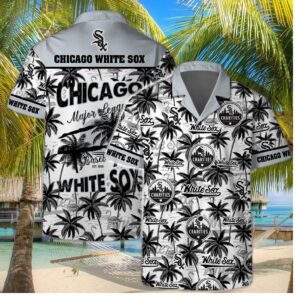 Chicago White Sox Team Logo Coconut Tree Hawaiian Shirt