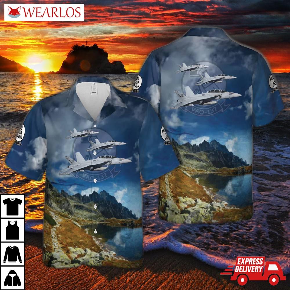 Us Navy Electronic Attack Squadron 137 (vaqron 137) Vaq-137 'rooks' Ea-18g Growler Hawaiian Shirt